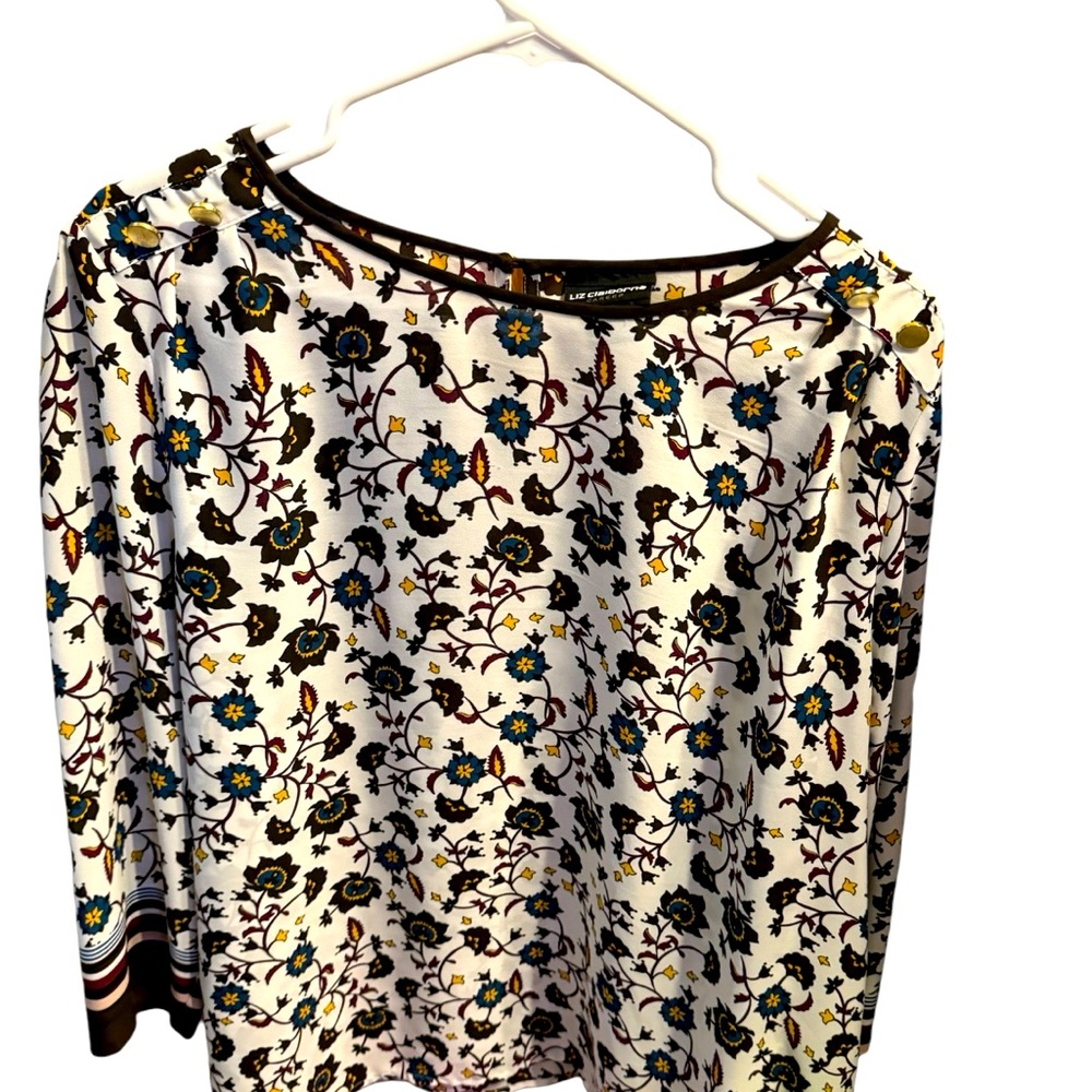 White and brown classy blouse